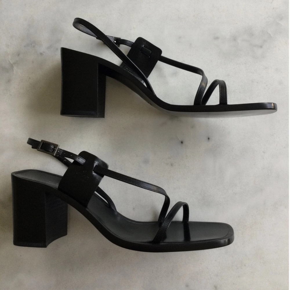Gucci Sandals in Black (US 8.5)